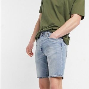 Levi’s 412 Slim Short